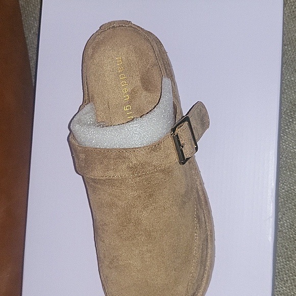 NWT MADDEN GIRL SHOES - Picture 2 of 10